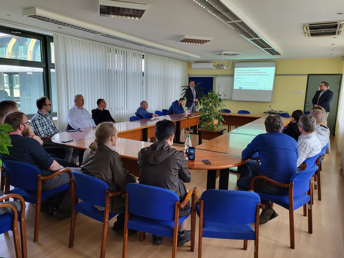 LoschiJose's tweet photo. The Joint PhD defense process officially started!!

Today I had the honor to present a seminar on my research carried out over the last three years at the @UZ_Zielonagora  and the Instytut Automatyki, Elektroniki i Elektrotechniki, under the supervision of Robert Smolenski. https://t.co/wAXXdc74Mt