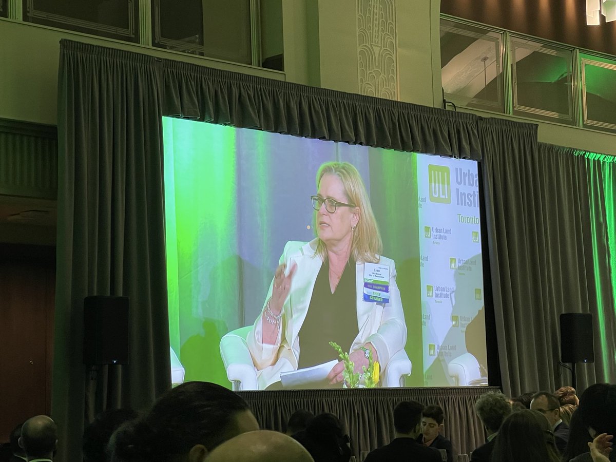 prime_strategy_'s tweet photo. Quite proud to represent @cityofcambridge and deliver the message on climate action and housing to the development industry @ULIToronto #meetthechiefs #crisis #housingdiversity #IPCCreport  #netzero #walkability #TOD #adapability #innovation #procurement #materials  #digitaltwin https://t.co/nSsHjQX6fw