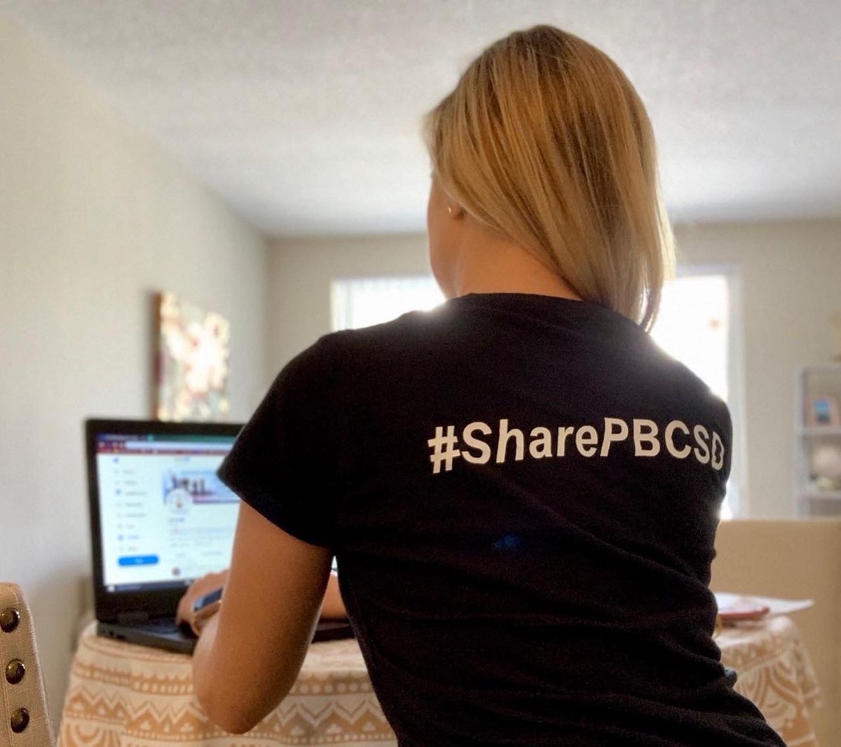 Amy Lipman tweet media