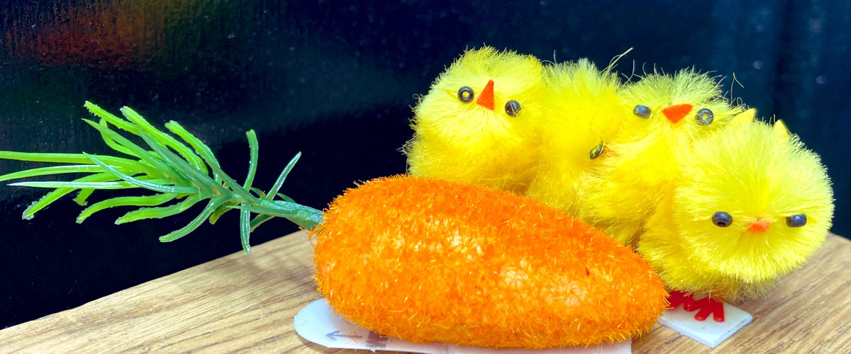 Smithfield_Meat's tweet photo. 🐣Come to the Peter Thompson group to get our EGGsclent Easter deals🐣 https://t.co/jnUuXX5mVY