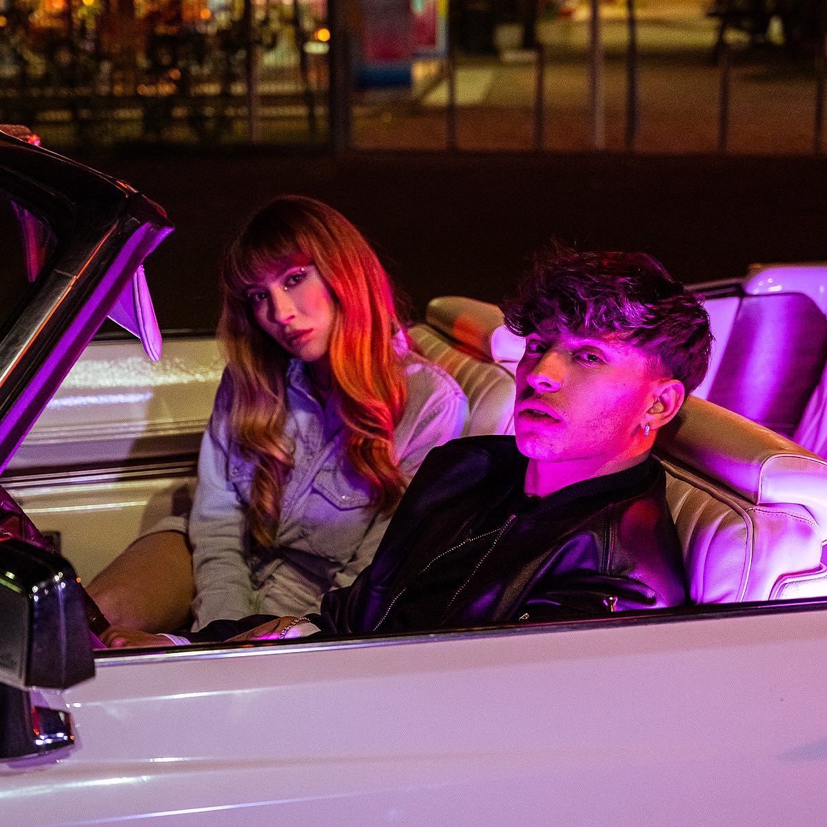 WARNERMUSICIT's tweet photo. Sorpresa 🌟🌟
‘Non mi fa dormire’, il nuovo singolo di @sonodeddy feat. #Caffellatte, fuori questo venerdì ❤️‍🔥🎵
#NonMiFaDormire 
#Deddy https://t.co/uhiJsOuR2g