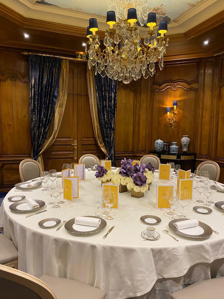 Présentation presse au <a href="/FourSeasons/">Four Seasons Hotels</a> de notre cuvée Franc de Pied et du millésime 2021.

#millesime2021 #francdepied #chateaudauzac