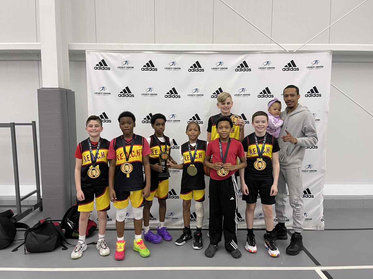 LegacyMI_Bball's tweet photo. Congrats to all of our finalists @MiInvitational we hope to see you next year! 🥇🥈🏆 https://t.co/J9xoTt1mY4