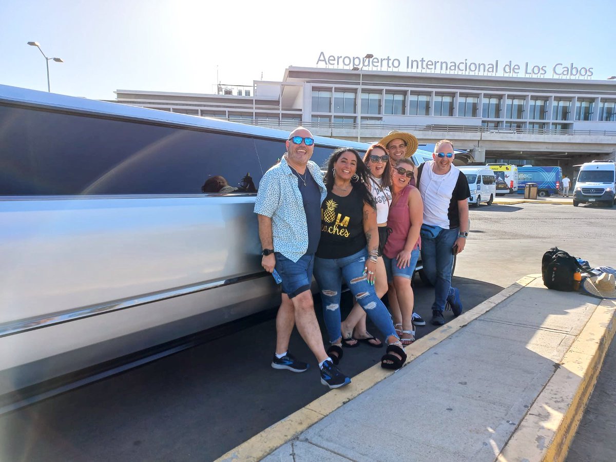 allwayscabo's tweet photo. Who wants a luxury ride with All Ways Cabo Transportation? 
#AllWaysWithYou😀 🥂  🎉 🚐  🍾 🌴 
.
.

Book your limo service today! 💻 📱 
.
.
https://t.co/HEkErJTsEY
.
.
#PrivateTransportation #PrivateDrivers #Vacation #Drivers #LosCabos #Cabo #AirportTransportation https://t.co/XiazUxKRkH
