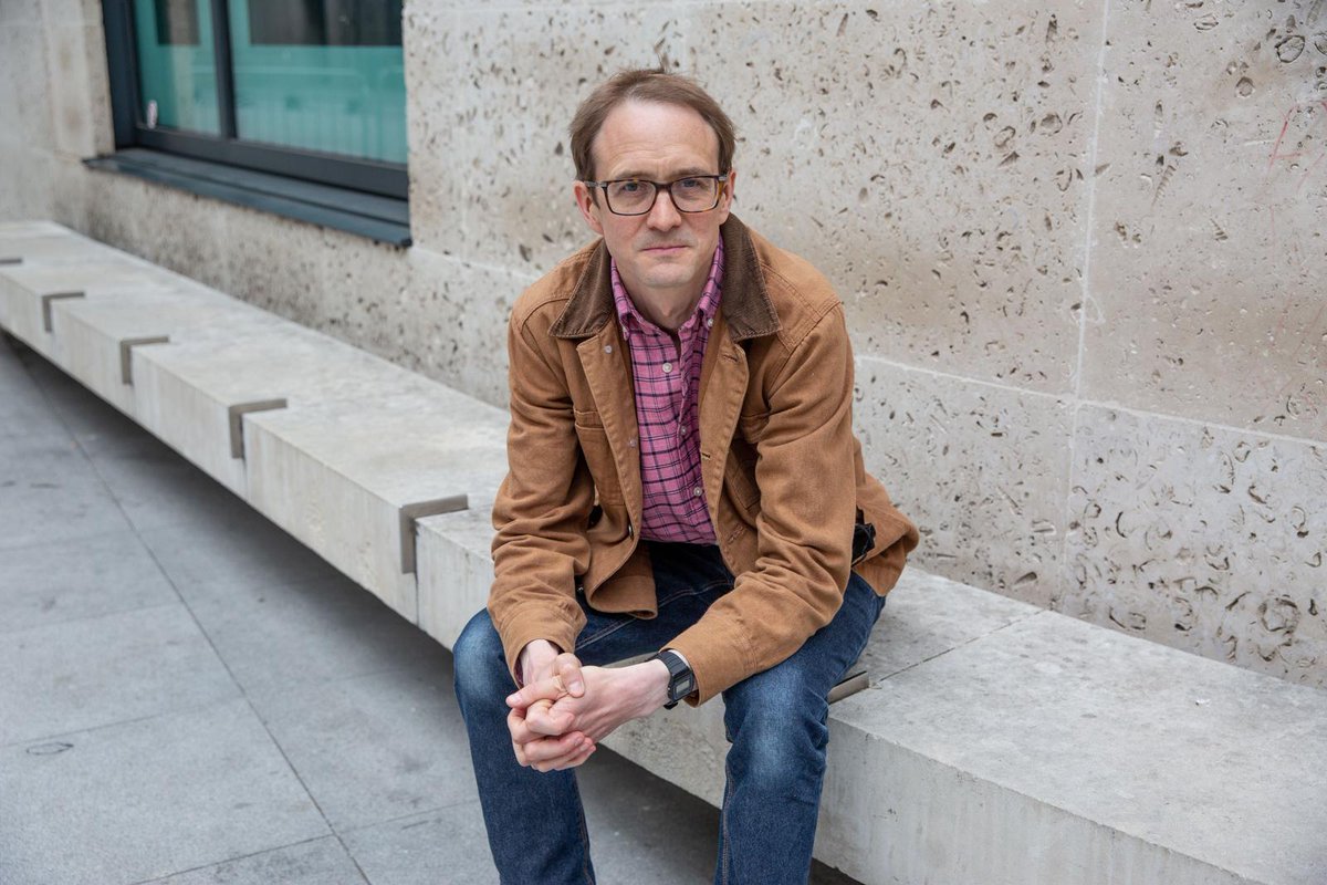 Delighted to announce the appointment of <a href="/ChrisMasonBBC/">Chris Mason</a> as the BBC's new Political Editor. 

Chris will take up his post in May after the local elections.

bbc.in/3vdxMq8