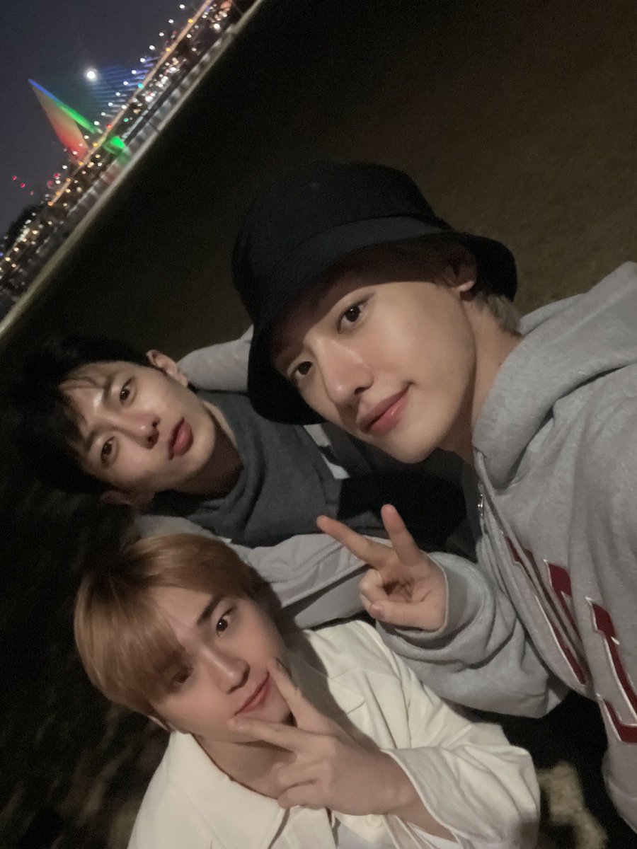 GoldenChilxd's tweet photo. Photo gemes ini bikin pengen login lagi🥺 https://t.co/CvwFmtQYjQ