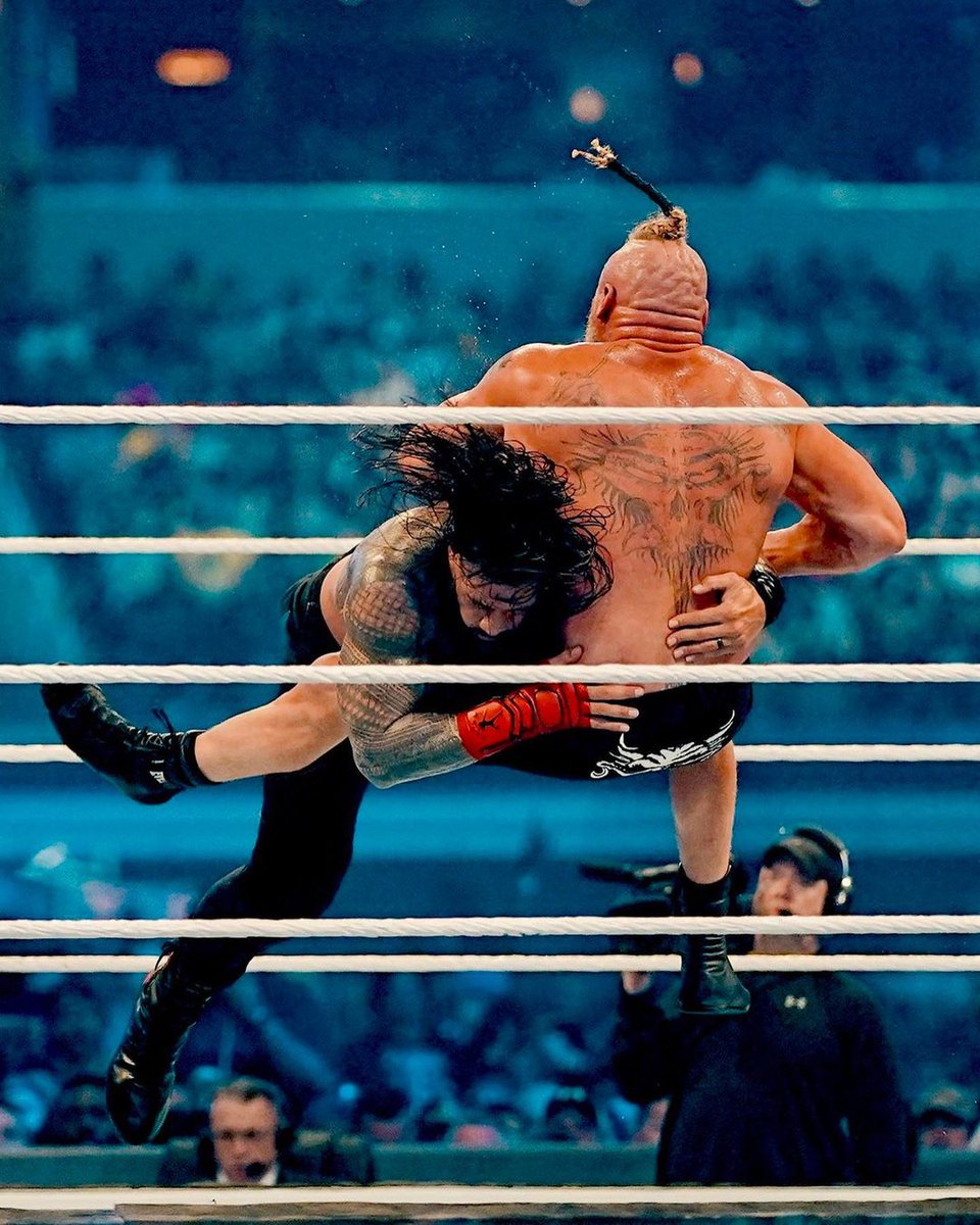 SagarCh73987191's tweet photo. His ilend His Wrestlemania His Undisputed wwe universal Champion #tribalchief
@WWERomanReigns @HeymanHustle
:;!!!!?!;::'
#bloodline #needlemover #acknowledgegod https://t.co/skJGM383Hd