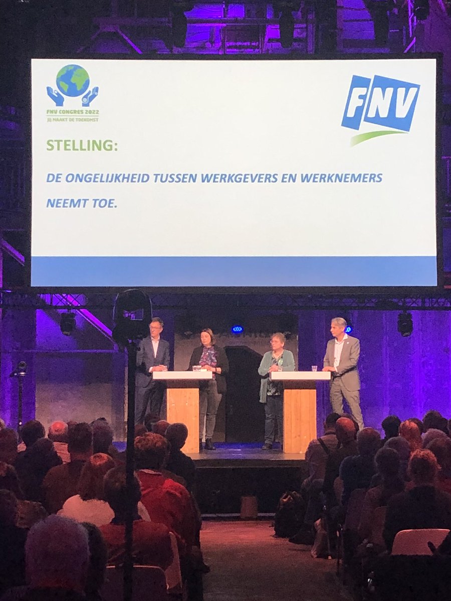 Nielsjongerius's tweet photo. We zijn met z’n allen de afgelopen jaren steeds rijker geworden als samenleving. Maar dat geld is vooral in de zakken van een heel kleine groep terecht gekomen. Dus haal het geld waar het zit.
Aldus @FNV voorzitter @TuurElzinga op #FNVcongres over de groeiende kloof https://t.co/NQQl73cV12