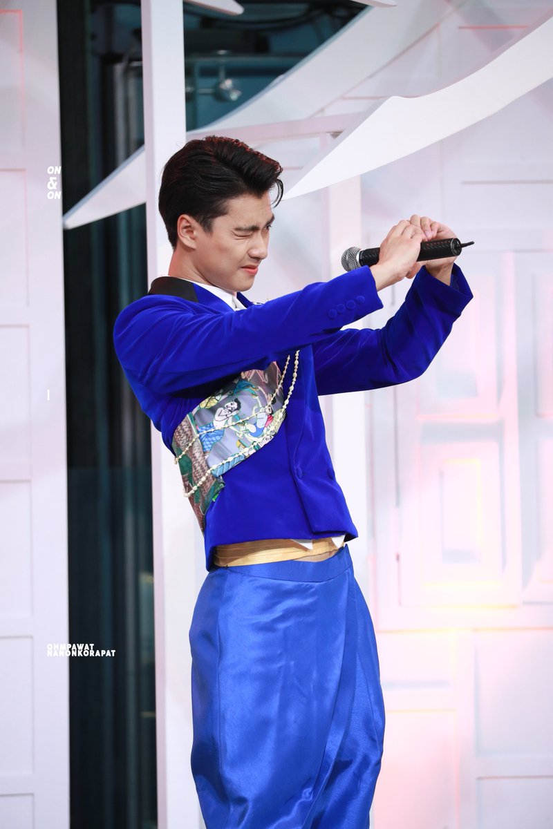 OnAndOn_ON's tweet photo. 130422 #FANTASTICFUNOFSONGKRANDAY
#SongkranKingPowerRangnam2022 #ohmpawat

ปิ้วๆๆๆๆ 🥺😳 https://t.co/8jCfl788IT