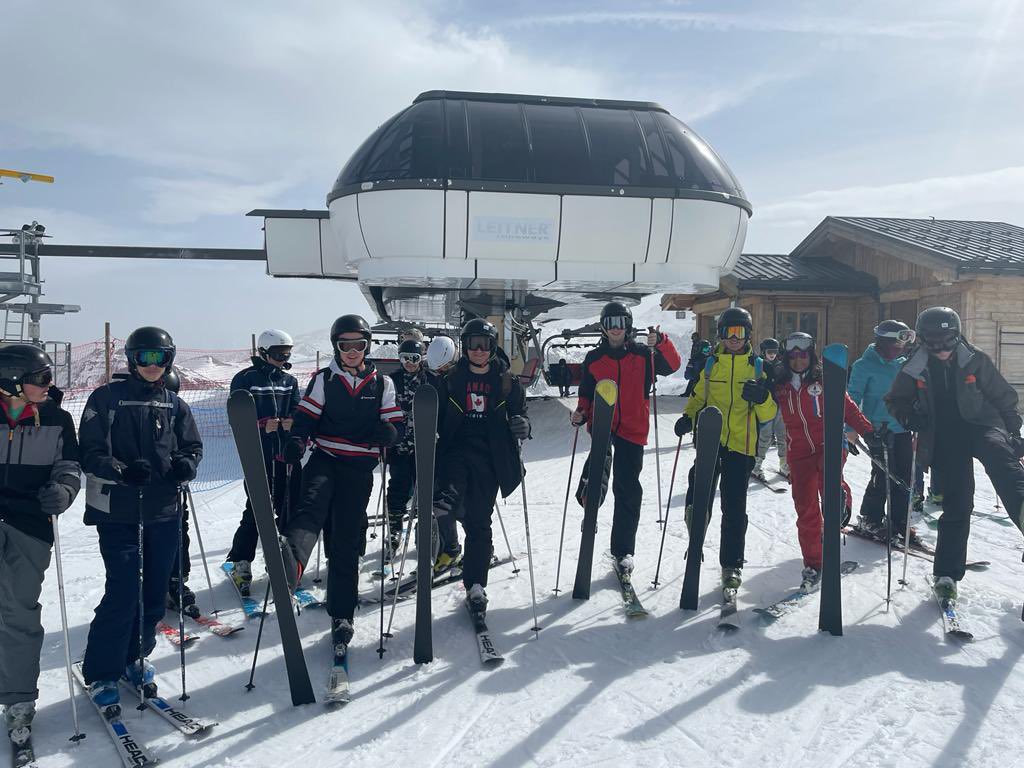 BWS Skiing tweet media