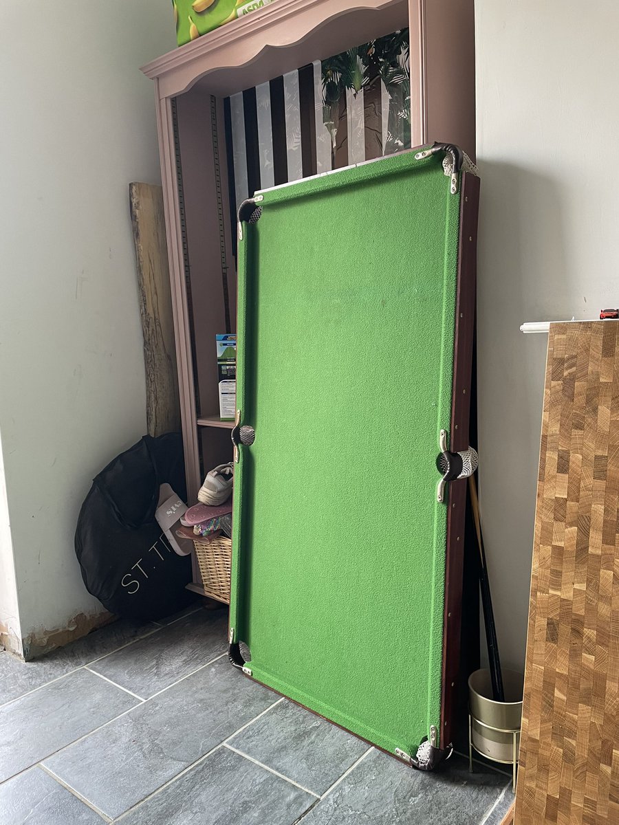 Husband said he could smell poo whilst they were playing but thought one of the kids had farted/shat themselves.  So his conclusion is that the dog did it, and reckons she managed to aim her poo into the pocket by hovering over it whilst in this position… I can’t even deal 😂😂