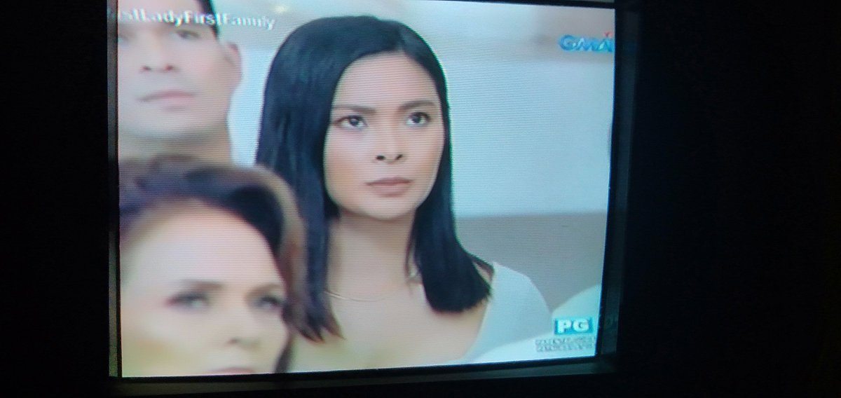 rosemarieanda's tweet photo. Ung reaction nila
#FirstLadyFirstFamily
@sanya_lopez @SanyaWarriors @maxinemedina https://t.co/qyPb0eaYZg