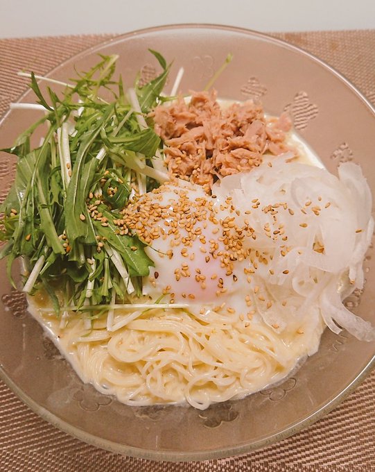 今日は暑かったので今年初のグリーンカレーそうめん💕 