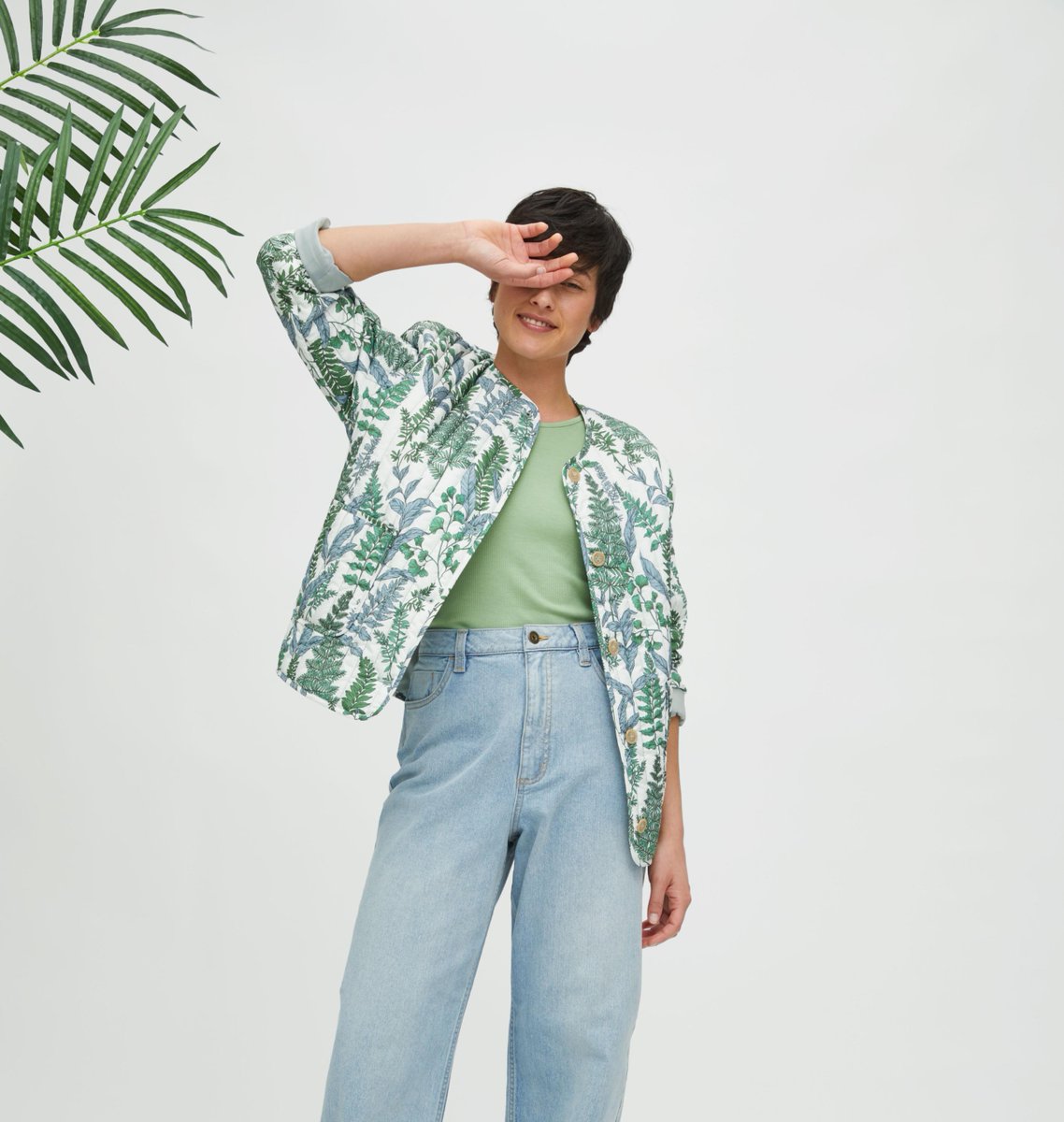 PRShotsonline's tweet image. Leaf Print Quilted Jacket from @tuclothing
Prshots.com/tuclothing
Ref Number: 1412437
#leafprint #jacket #Outerwear #Jeans #Shirt #Outerwear #HS22 #HighSummer #springlook #springstyle #springfashion