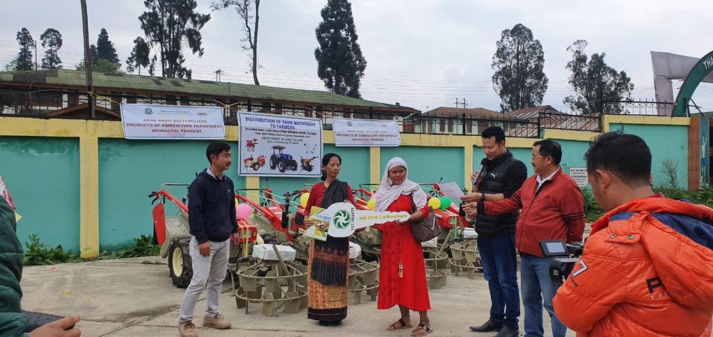 Lower_Subansiri's tweet photo. Handed over Farm Machinery , Power Tiller, Rotary Tiller etc to selected beneficiaries of Ziro-I and Ziro-II circle today.
Under The Agril Farm Machinery is a  part of the credit linked ATMA NIRBHAR KRISHI YOJANA.
@MyGovArunachal @TakiTage https://t.co/c1CKccark0