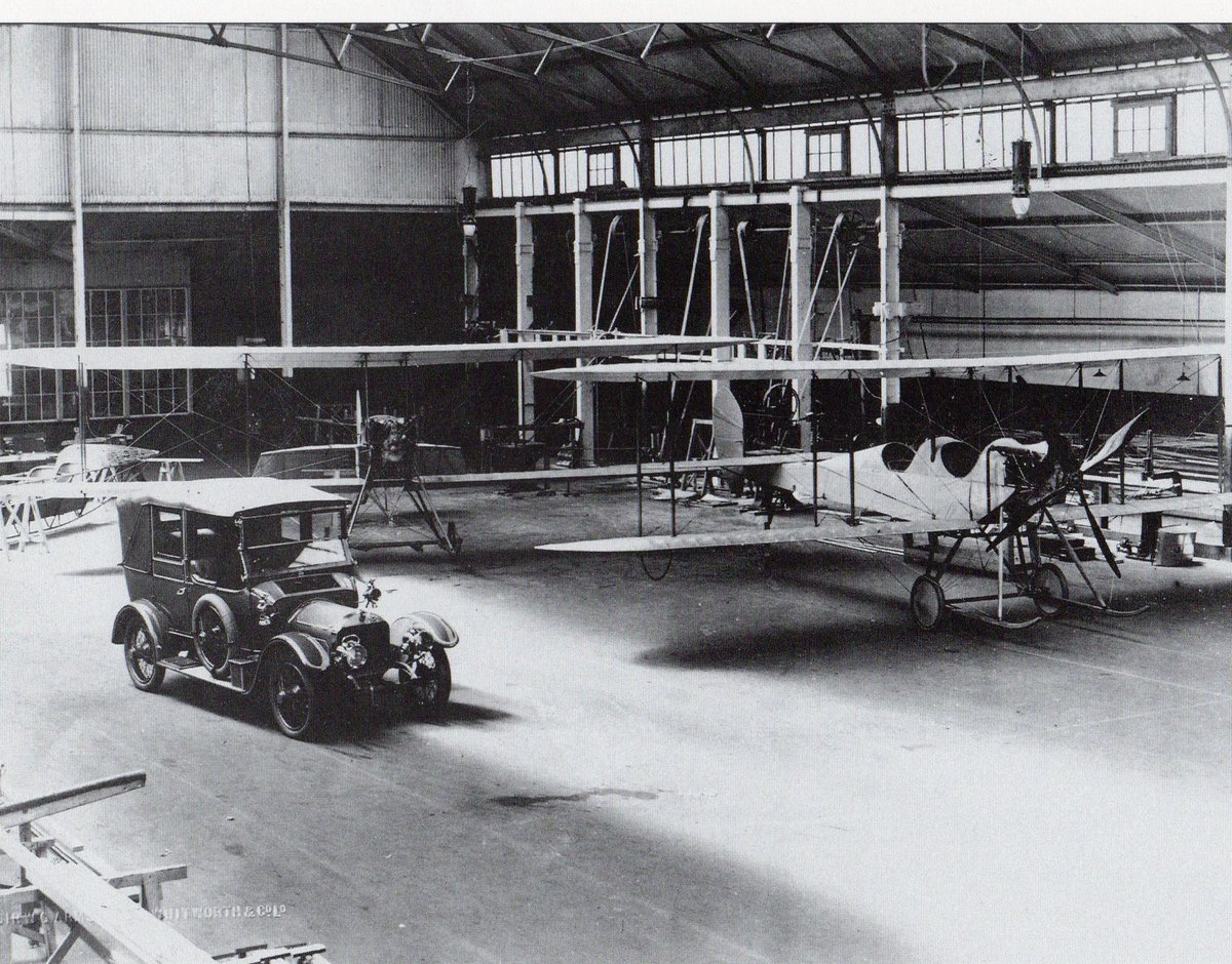 ringnetter's tweet photo. The Armstrong-Whitworth aircraft factory was established at Duke's Moor by Armstrong-Whitworth and Sir W G Armstrong in 1913.
Read on for more on this story
https://t.co/XEjIZBjNul
#Newcastlehistory #Aircraftfactory #gosforth https://t.co/aUndRgcKGO