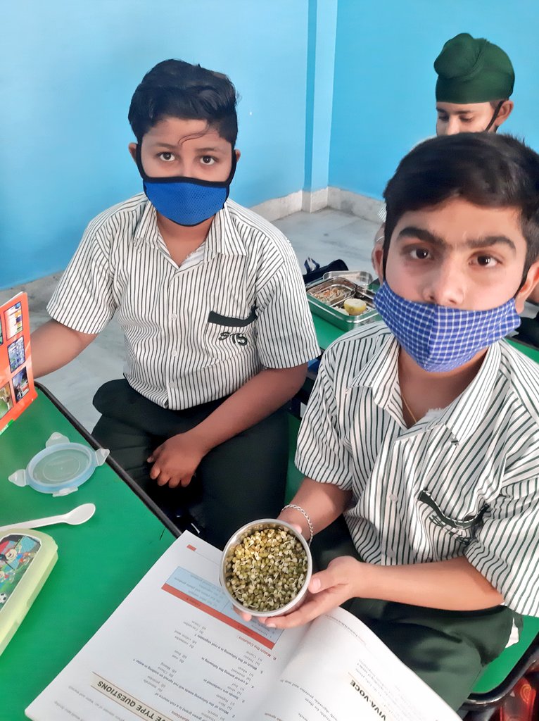 Students of 6th Grade of <a href="/STSWSRAJGOMAL/">S.T.S. World School (Official)</a> showing their results of Activity (Prepare sprouts) They also learnt benefits of eating raw sprouts. <a href="/Prabhjo60556013/">Prabhjot Gill</a> @KhullarY <a href="/AjaySyal8/">Ajay Syal</a> <a href="/Gagan26986177/">Gagan</a> <a href="/cbseindia29/">CBSE HQ</a> #NEP2020 #education #healthylifestyle