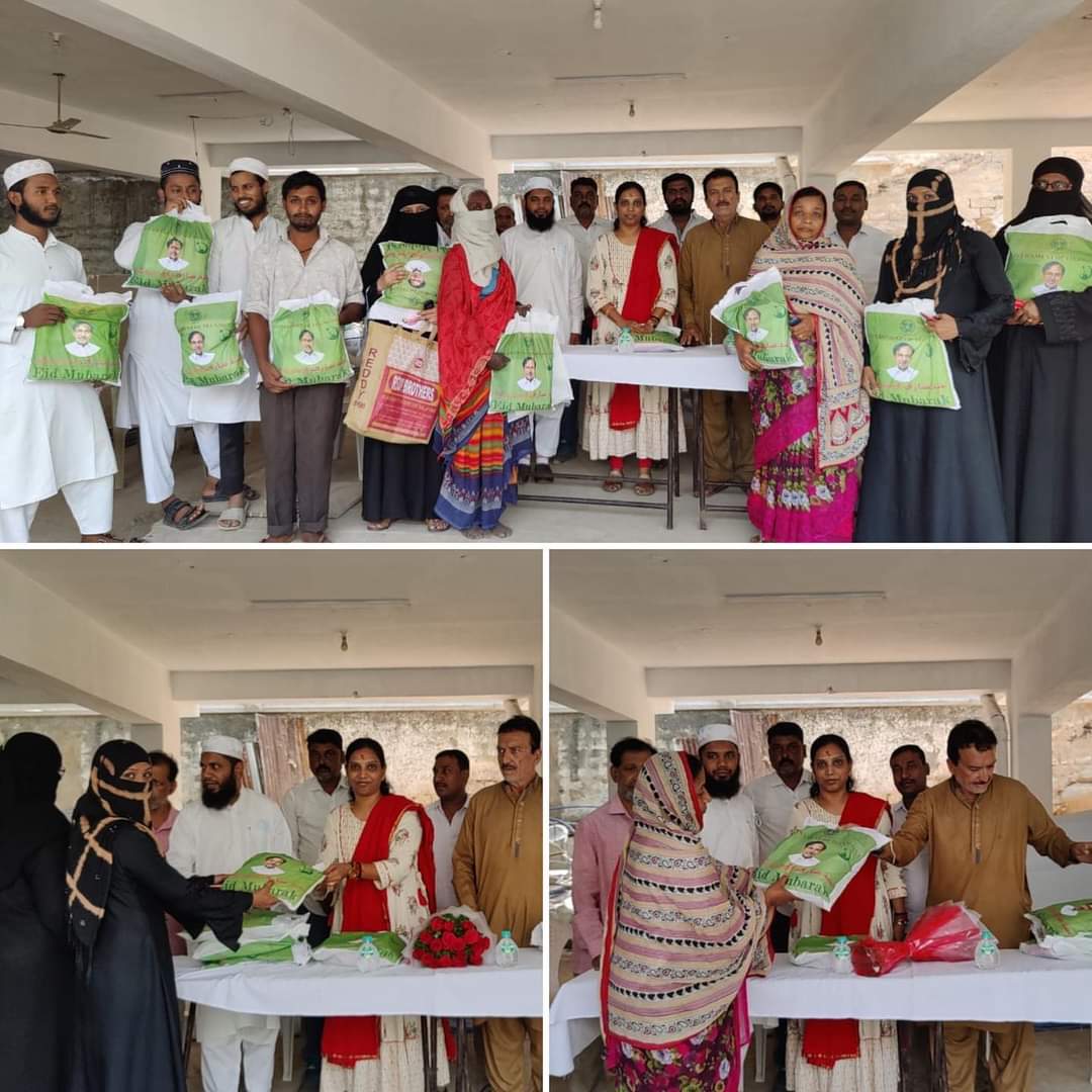 pvijayareddy1's tweet photo. Distribution of Ramzan gifts as part of Ramzan celebrations on behalf of OUr Honble CM KCR at Qammar Ali panjagutta #KCR 
@KTRTRS @RaoKavitha https://t.co/pgITY8pSoJ