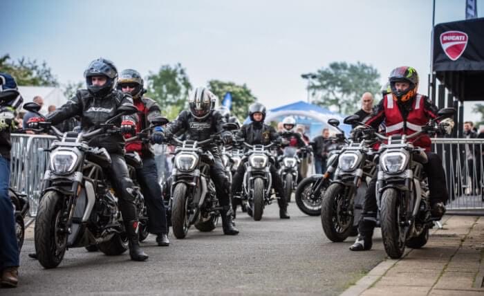 dealdirectblind's tweet photo. ST GEORGES DAY MOTORBIKE RUN OUT TO SHOW SOLIDARITY TO THE UKRAINIAN PEOPLE.

only 100 places available.
If you know any bikers tag them please share the post 
For more info comment or head over to our Facebook or Instagram 🇺🇦 https://t.co/SOl46EoFFc