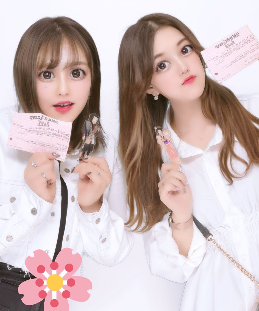 kt_22_ynmk's tweet photo. プリ久しぶりに撮ったけど今のプリやばいめっちゃチケット歪んだ https://t.co/AO01JtwOF9