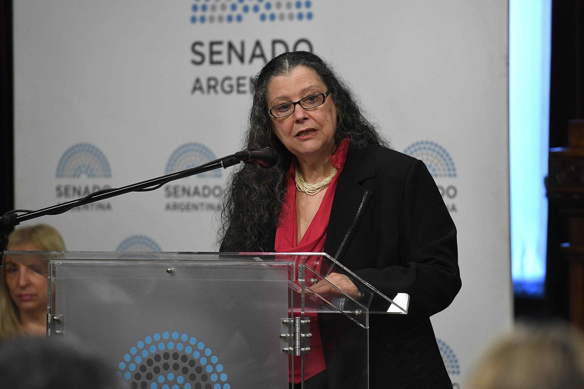 Universitat Jaume I (@ujiuniversitat) on Twitter photo El Consejo de Gobierno aprueba la concesión del grado de doctora honoris causa a <a href="/dianamaffia/">Diana Maffía</a>, a propuesta del <a href="/ifemgen/">Instituto Feminista (IF) Universitat Jaume I</a>, por su trayectoria humana, académica y profesional en el ámbito del feminismo, la igualdad y los derechos humanos. <a href="/ReverterSonia/">SoniaReverter ☂️</a> actuará como madrina. El Consejo de Gobierno aprueba la concesión del grado de doctora honoris causa a <a href="/dianamaffia/">Diana Maffía</a>, a propuesta del <a href="/ifemgen/">Instituto Feminista (IF) Universitat Jaume I</a>, por su trayectoria humana, académica y profesional en el ámbito del feminismo, la igualdad y los derechos humanos. <a href="/ReverterSonia/">SoniaReverter ☂️</a> actuará como madrina.