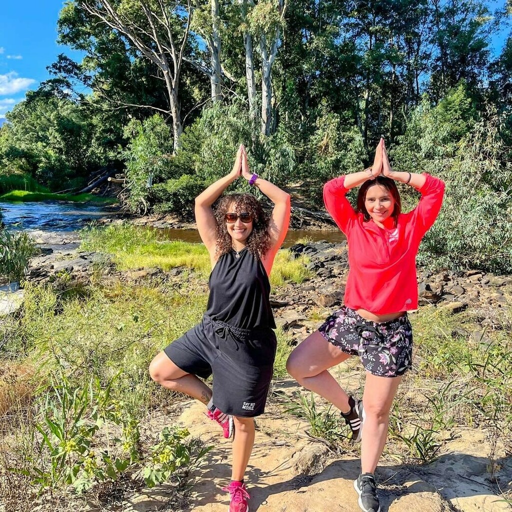 tulipandphoenix's tweet photo. Take shot 50 🎬 📸
Guys, we tried…😂😂
We really really tried 🤣🤣🤣
.
.
.
.
.
.
.
#adventuregirls #mountainwomen #wildernessbabes #alpinebabes
#choosemountains #goneoutdoors #mountainlover #hikingday #outdooradventurephotos #hikingtrail #findyou… https://t.co/d0pxGgiXiQ https://t.co/9XqtHky5OL