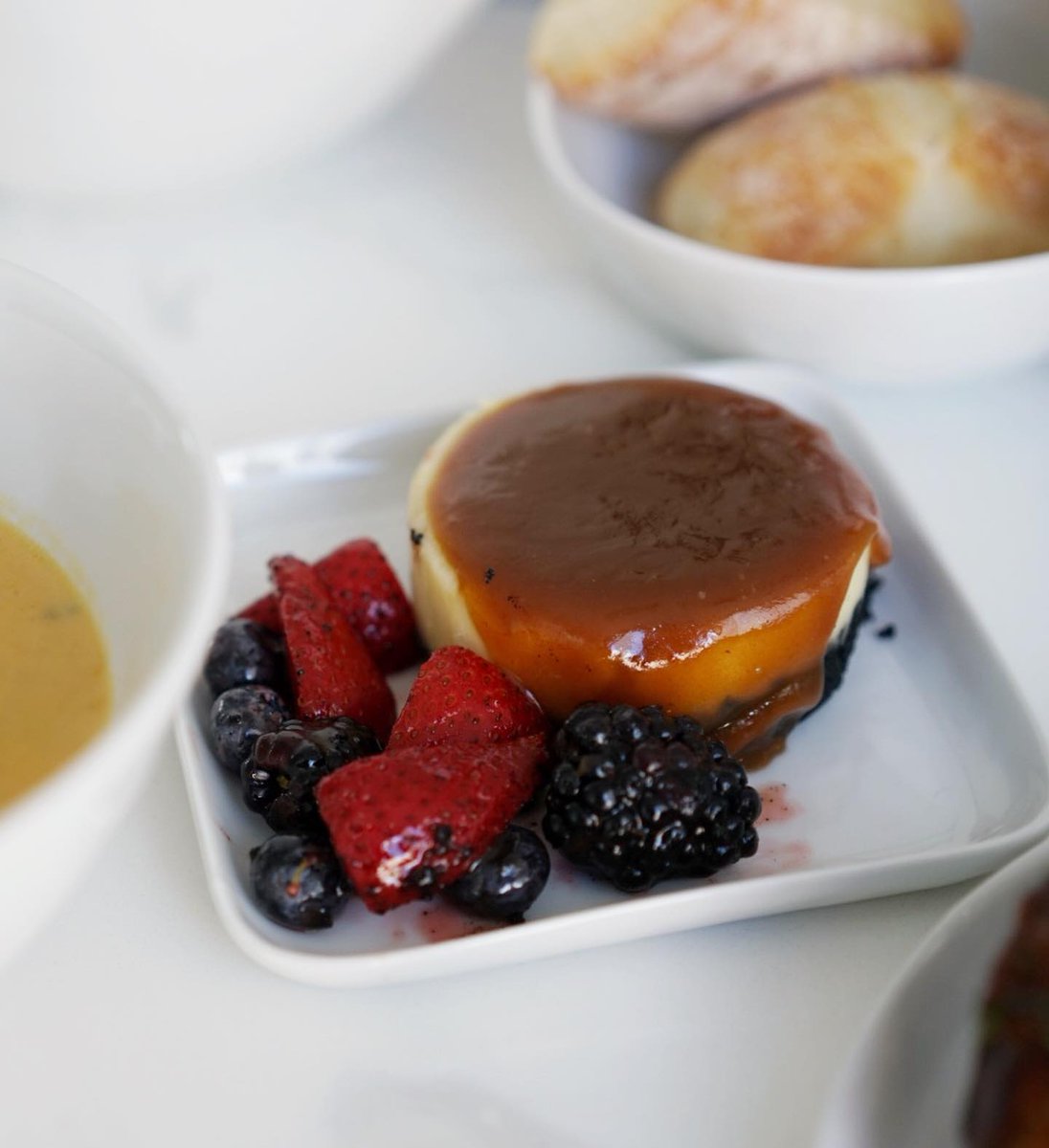 SheratonParkway's tweet photo. Last day to order your 4-Course #EasterDinner at 4pm today for pick up April 16-17 from #craverestaurant @SheratonParkway  Place your order here https://t.co/ltrhsCwy2g @markhamfood #Easterlongweekend #Eastertakeout @canadatakeout https://t.co/tNNrlgvZWW