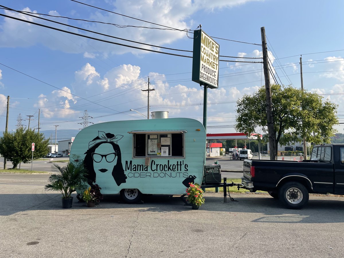 4/13 WEEK SPOTS 🚛

🍩 TODAY: Roanoke, VA - Mike's Country Market

🍩 THU: Lovingston, VA - Nelson Food Market

🍩 FRI: Farmville, VA - Walgreens

🍩 SAT: Radford, VA - Bisset Park (11-2)