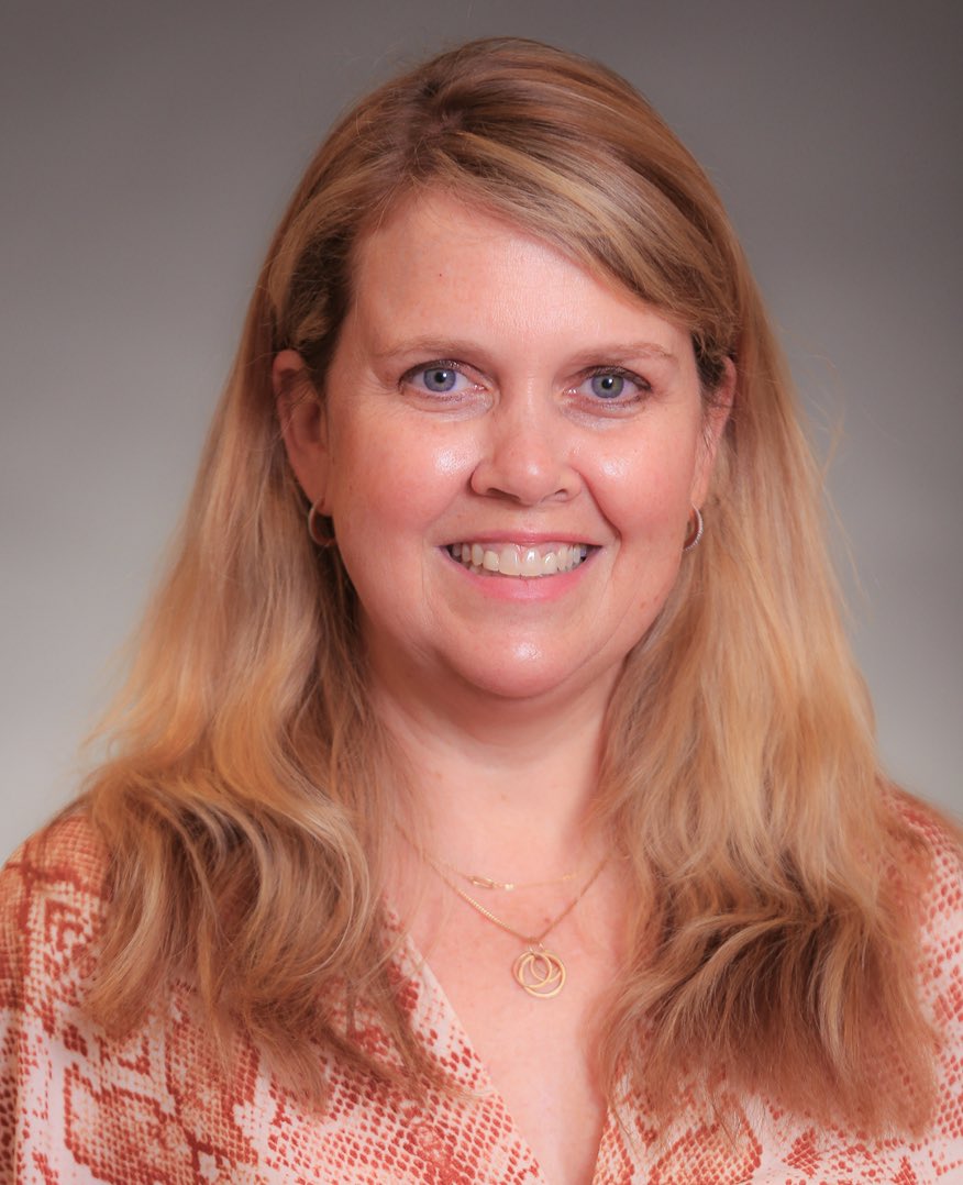 We want to give a warm Anderson welcome to our newly appointed principal, Beth Newton! Beth was a fantastic principal at Pease and Hill Elementary Schools for a combined 14 years, and at Murchison Middle School for 3. She will officially begin her role as principal on May 20th!