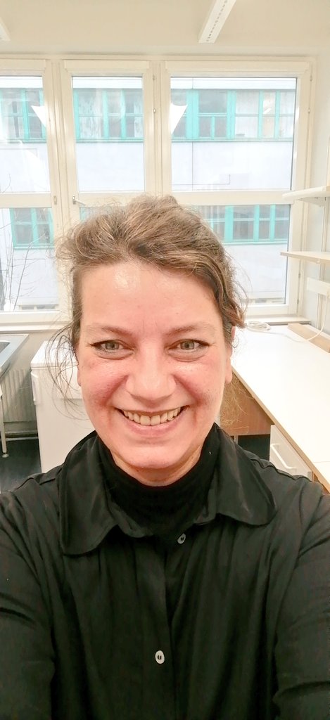 stevenratltner's tweet image. #BiophotonicsLab for the benefit of Humanity powered by Light ✨ and also Eng Ricardo @Perca34 👩‍🔬👨‍🔬 Tack 🧬🧫🔬