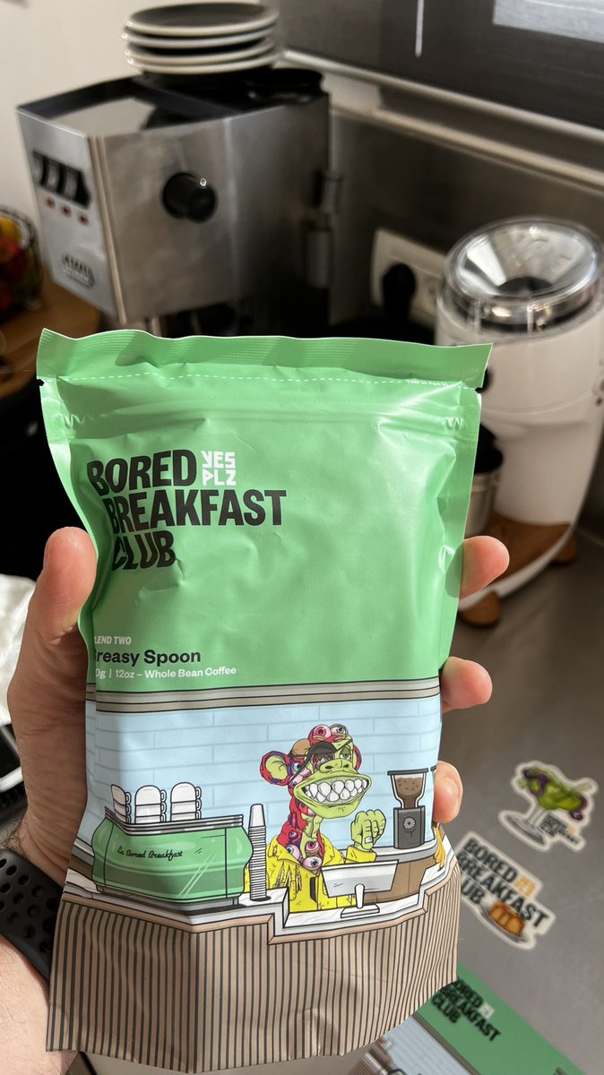 tzachalon's tweet photo. Yessss Blend 2 is HERE!
@BoredBreakfast @YESPLZdotCOFFEE can’t wait for tomorrow morning 🤤
#nftcoffee #NFTCommunity #CoffeeLover https://t.co/PG0hNa8iET