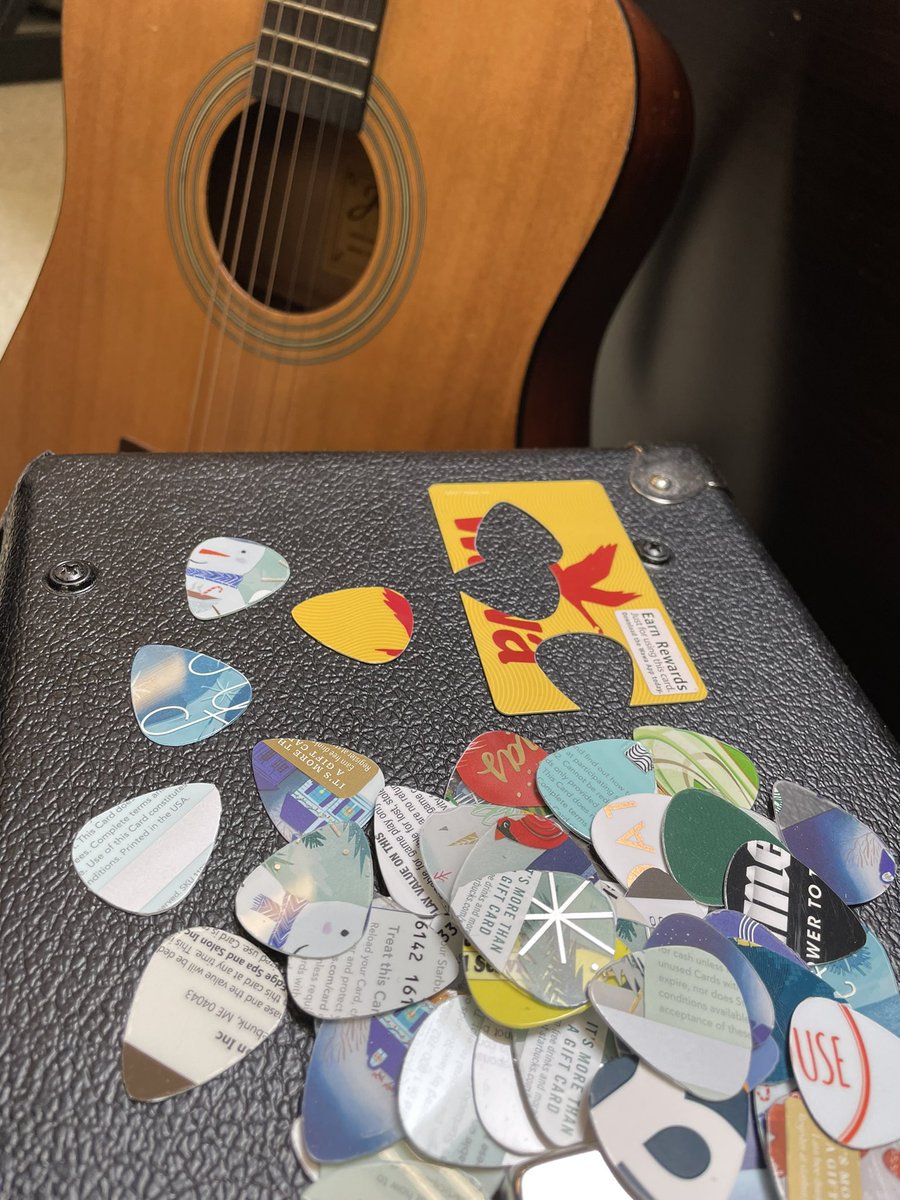 Shout out to <a href="/CBweaverj/">Jessica Weaver</a> and the <a href="/CBUnamiMS/">Unami Middle School</a> pick project for helping out our 9th grade guitar class with some new picks!!! Awesome use of recycled materials! #giftcards #newpicks