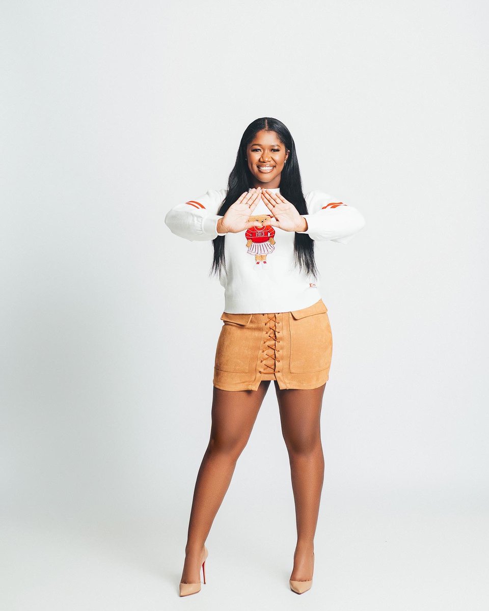PaigeMe_2xs's tweet photo. &amp; in this year of 2022, I finally joined THE 22 ❤️🐘 https://t.co/BKlz5K9BWo