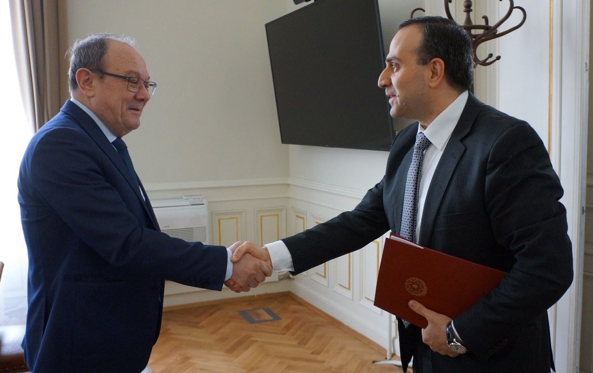 Bulgarian Academy of Sciences (@bgsciencesbas) on Twitter photo Prof. Julian Revalski met with the Ambassador of Azerbaijan 🇦🇿to Bulgaria H.E. Hussein Husseinov. Read more about the meeting on our website 👉 bas.bg/?p=38803&lang=…
<a href="/AzEmbBulgaria/">AzEmbBulgaria</a> Prof. Julian Revalski met with the Ambassador of Azerbaijan 🇦🇿to Bulgaria H.E. Hussein Husseinov. Read more about the meeting on our website 👉 bas.bg/?p=38803&lang=…
<a href="/AzEmbBulgaria/">AzEmbBulgaria</a>