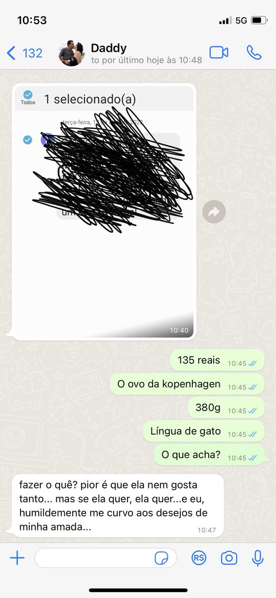 carulinaaaa_'s tweet photo. Eis que meu pai pede pra eu comprar o ovo de Páscoa que minha mãe falou que quer……………. AH NÃO 😂🗣 https://t.co/PZgPvuMyKT