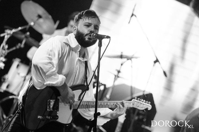 View image on Twitter