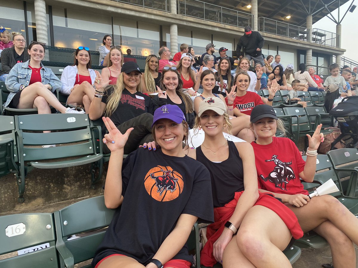 Great night watching <a href="/NWOSUBaseball/">Ranger Baseball</a> get that W! ❤️