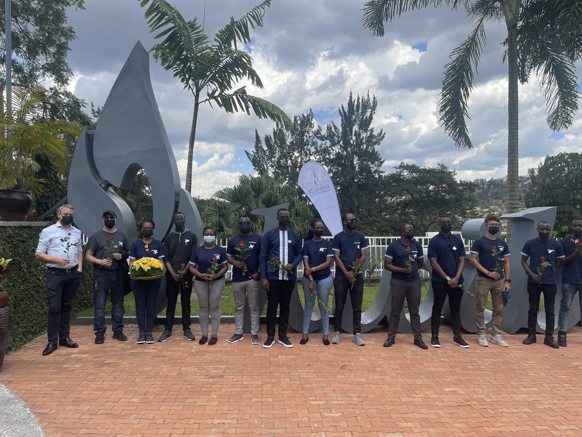 The E-Commerce Center Rwanda tweet media