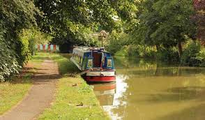 Tomorrow's hike with River House Ramblers - 6km along the Grand Union Canal - get in touch to find out more - thanks to <a href="/GileadSciences/">Gilead Sciences</a> and <a href="/TfL/">TfL</a> for support #HIV #ageing #peersupport #hammersmithandfulham