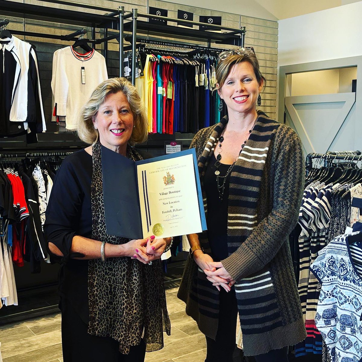 DianaHuson's tweet photo. Welcome to #PelhamOn Village Boutique! Congratulations to this #NiagaraLocal business on opening a second location in #Fonthill featuring fashion pieces, casual wear and unique gifts. There’s something for everyone! Check it out. #shoplocal #shoppelham #niagaramyway https://t.co/FHM8cC6mTg