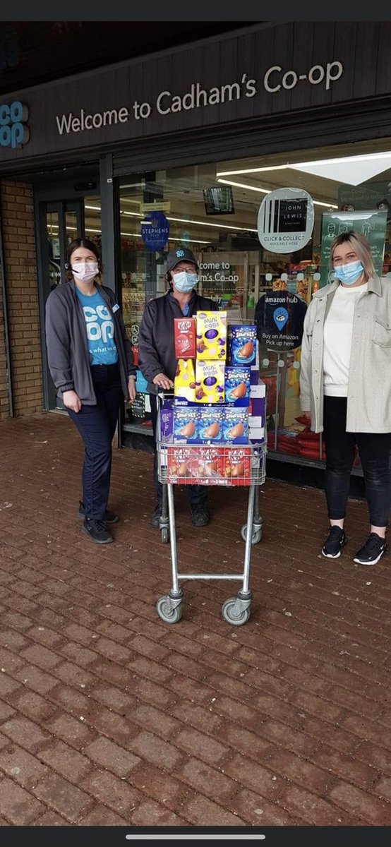 Cadham Coop donating Easter eggs to Leslie community pantry for their Easter egg hunt for the kids in Leslie 🐣🐣<a href="/rscullion89/">Ryan</a> <a href="/ShirleyDenton12/">Shirley Denton</a> #itswhatwedo