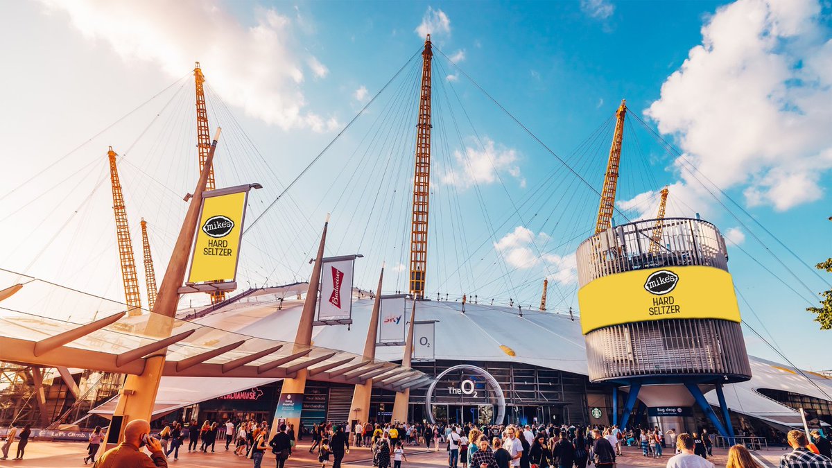mikeshard_uk's tweet photo. 🚨 To celebrate our partnership with @TheO2 we are giving you the chance to win A YEAR'S SUPPLY of Mike’s Hard Seltzer

To enter, follow these simple steps:
📱 Like this tweet
✔️ Follow @TheO2 &amp; @mikeshard_uk
💬 Reply with hashtag #MikesAtThe02

Good luck! 🤞 https://t.co/I8ypPgU69z