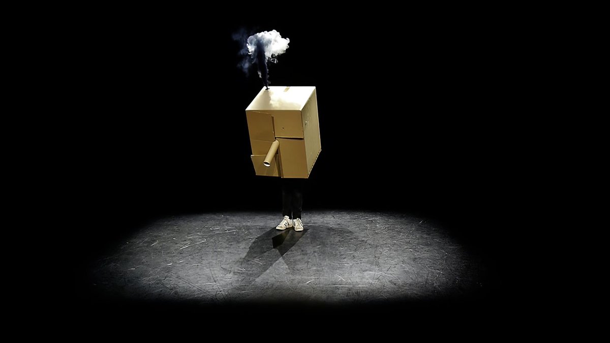 teatrelliure's tweet photo. 🔝 Torna al Lliure des de Bèlgica #MietWarlop, una de les creadores més avantguardistes del moment!
I ho fa amb #AfterAllSpringville, que fa explotar l’imaginari d’un altre espectacle seu, 'Springville' (millor espectacle 2010 del @theaterfestiva1).
🎟️ https://t.co/tKVkDawY83 https://t.co/QNBAfIsbjo