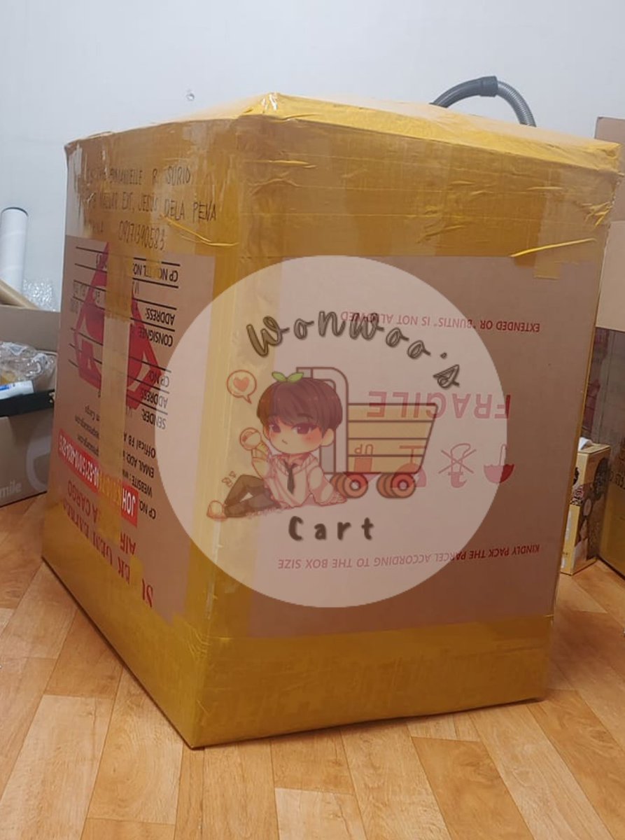 wwcart_17's tweet photo. #WWCart_Updates | [ Box 2 ]

good eve! the box has been picked up yesterday, hoping na walang delays para mabilis lang huhu! ETA is 3-4 weeks 

the box inlcudes: 

enhypen - d:a 
bfs
pasabuys
enhypen - pom
svt - sg2022
svt - cl2021 memory book
batch 1 lightstick

THANK YOU!! https://t.co/EtsSGBD9fT