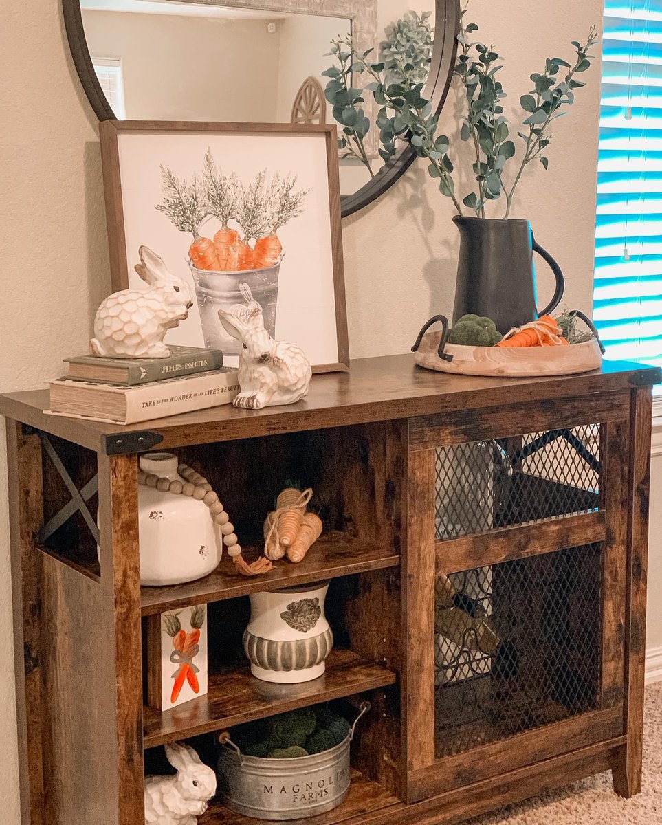 BestierOfficial's tweet photo. Happy (almost) Easter! Bunny kisses and Easter wishes~ 🐇
We loved the way Jennifer (@thecloverfarmhouse) styled her Easter sideboard from us. 🥕🧡
#bebestier #farmhouse #modernfarmhouse #farmhousedecor #modernfarmhousedecor #modernfarmhousestyle #rustic #rusticdesign https://t.co/zJXtysRW6r
