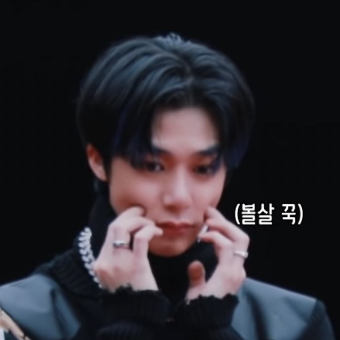 취향의 형원🎗 tweet media