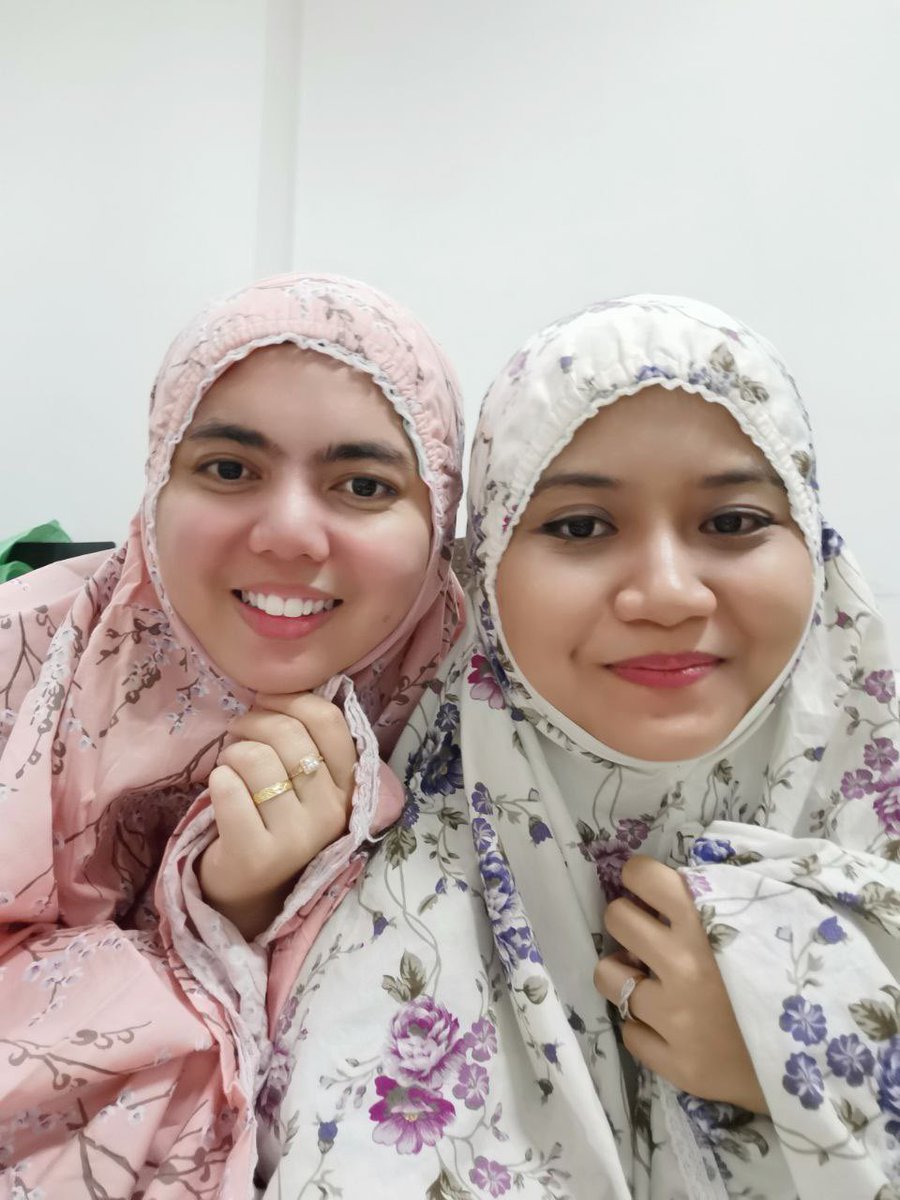 Zhdh_Z's tweet image. My boss/team leader since day 1 ❤️💕 4 tahun dah sama-sama membangunkan CS team. Gituuuuu 😝🤪

Banyak jasa dah dia buat utk ku. Semoga sentiasa di permudahkan urusan.

Dari sama2 bujang sampai now dh berumah tangga ❤️❤️  

#teamperform #myanothersister