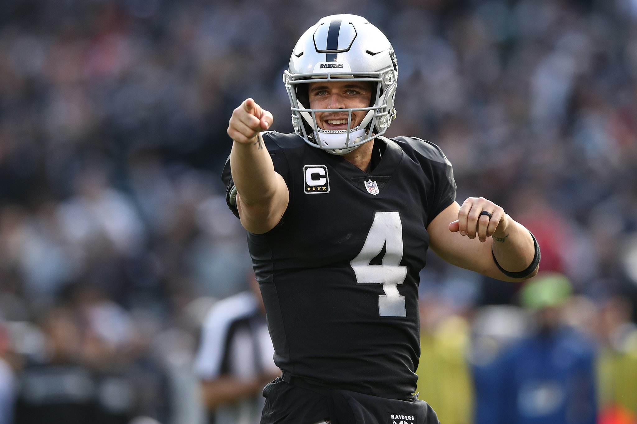 NFL on CBS 🏈 on Twitter "The Raiders and Derek Carr have agreed to