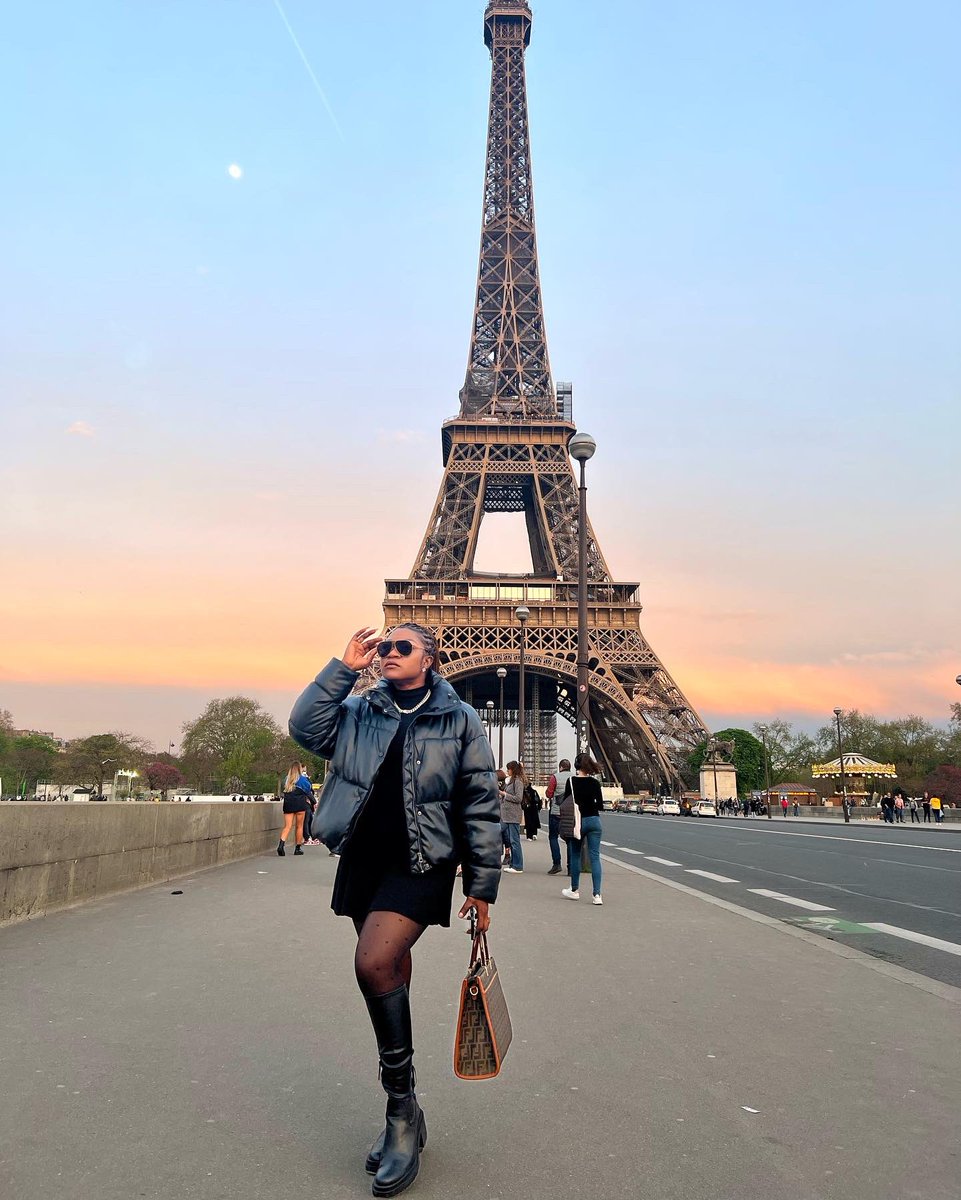 1Masterqueen's tweet photo. I’m on a diet, I’m no longer eating anybody’s BS 💁🏽‍♀️♈️💫

#bdaythings 
#radiochick 
#liberiangirl
#blackgirlinparis 
#birthdayinfewhours https://t.co/lpw65j04qU