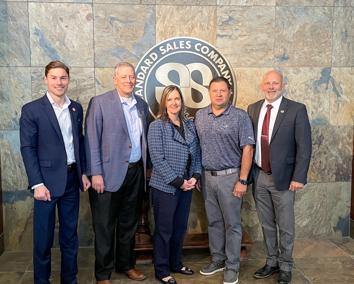 Thanks to Fidel Duron of <a href="/StandardSalesLP/">Standard Sales L.P.</a> for showing <a href="/TexasABC/">Texas Alcoholic Beverage Commission</a> its #Lubbock branch operations. Enjoyed discussing the current #business climate and their efforts to keep consumers’s favorite beverages stocked at retail locations.